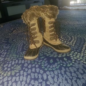 Swede Winter boots, barely worn on vacation once